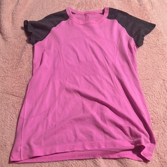 swiftly tech tee - Picture 1 of 1